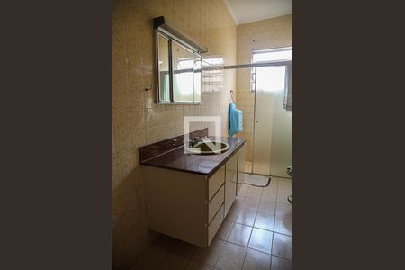 Casa à venda com 240m², 5 quartos e 4 vagasBanheiro