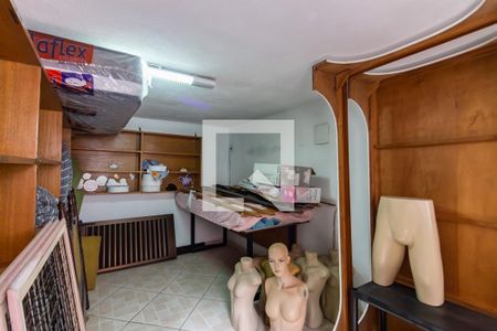 Casa à venda com 373m², 4 quartos e 3 vagasComodo