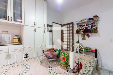 Sala de Jantar de casa à venda com 4 quartos, 373m² em Km 18, Osasco