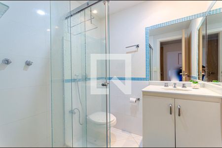 Apartamento à venda com 237m², 4 quartos e 2 vagasBanheiro da Suite 1