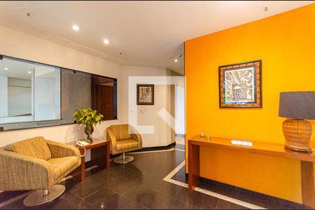 Apartamento à venda com 237m², 4 quartos e 2 vagasEntrada