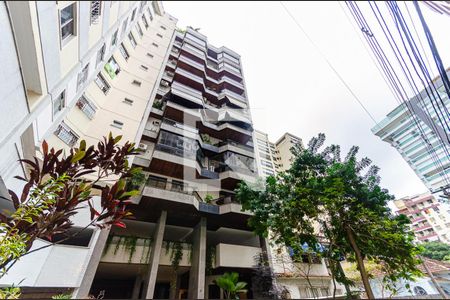 Apartamento à venda com 237m², 4 quartos e 2 vagasFachada