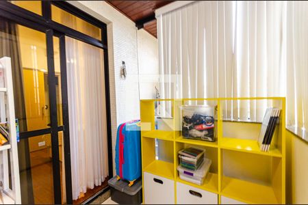 Apartamento à venda com 237m², 4 quartos e 2 vagasVaranda da Suite 3