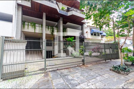 Apartamento à venda com 237m², 4 quartos e 2 vagasEntrada