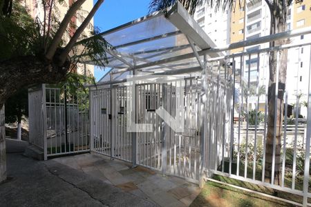 Apartamento à venda com 62m², 2 quartos e 1 vagaFachada e portaria