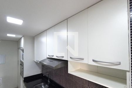 Apartamento à venda com 62m², 2 quartos e 1 vagaCozinha e Área de Serviço