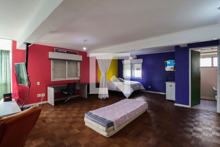 Sala/Quarto de Apartamento com 1 quarto, 85m² Vila Madalena