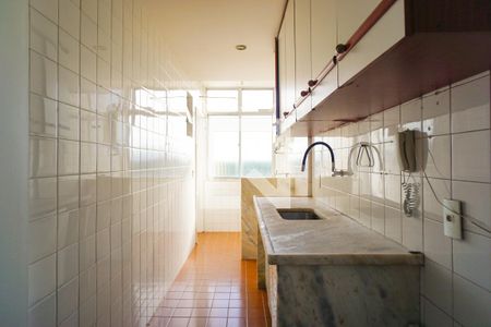 Apartamento à venda com 77m², 3 quartos e 1 vagaCozinha e Área de Serviço