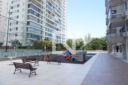 Apartamento à venda com 77m², 3 quartos e 1 vagaÁrea Comum - Playground