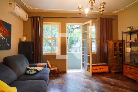 Sala de apartamento à venda com 3 quartos, 116m² em Rio Branco, Porto Alegre