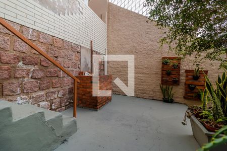 Casa à venda com 400m², 3 quartos e 2 vagasQuintal