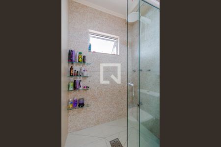 Casa à venda com 400m², 3 quartos e 2 vagasBanheiro - Chuveiro