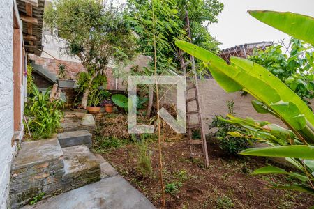 Casa à venda com 400m², 3 quartos e 2 vagasQuintal