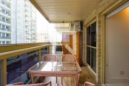 Varanda da Sala de apartamento à venda com 1 quarto, 60m² em Barra da Tijuca, Rio de Janeiro