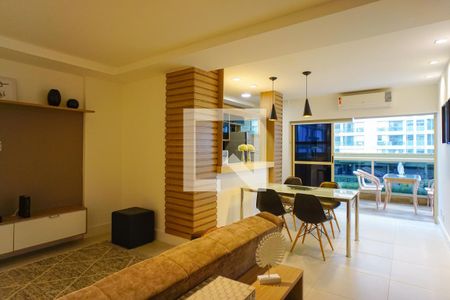 Sala de apartamento à venda com 1 quarto, 60m² em Barra da Tijuca, Rio de Janeiro