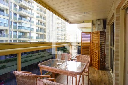 Varanda da Sala de apartamento à venda com 1 quarto, 60m² em Barra da Tijuca, Rio de Janeiro