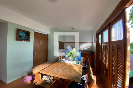 Casa à venda com 340m², 4 quartos e 3 vagasÁrea de Serviço