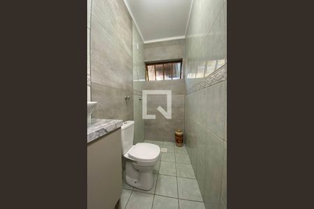 Casa à venda com 340m², 4 quartos e 3 vagasBanheiro Social 2