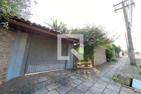 Casa à venda com 340m², 4 quartos e 3 vagasFachada