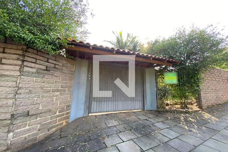 Casa à venda com 340m², 4 quartos e 3 vagasFachada