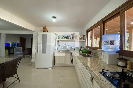 Casa à venda com 340m², 4 quartos e 3 vagasCozinha