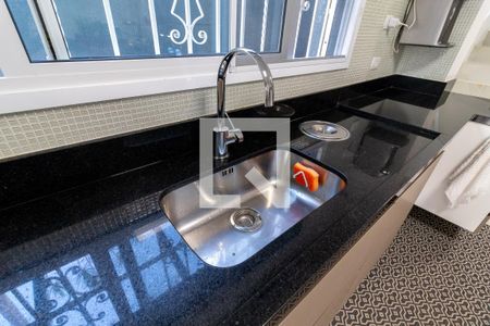 Casa à venda com 130m², 3 quartos e 2 vagasCozinha