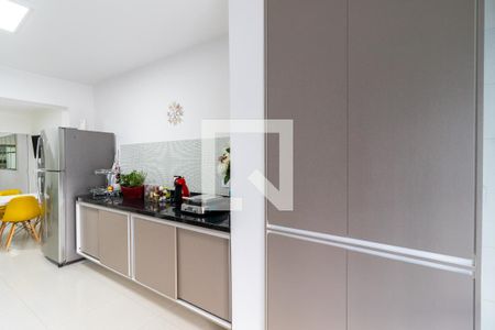 Casa à venda com 130m², 3 quartos e 2 vagasCozinha