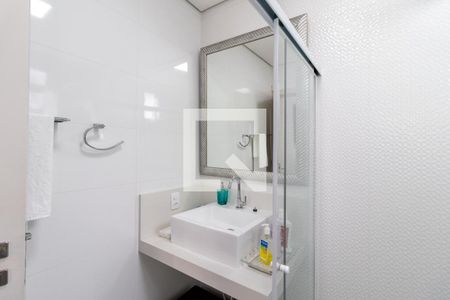 Casa à venda com 130m², 3 quartos e 2 vagasBanheiro da Suíte