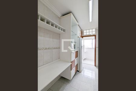 Apartamento para alugar com 62m², 2 quartos e 1 vagaCozinha 