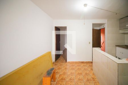 Sala / Cozinha de kitnet/studio para alugar com 1 quarto, 45m² em Jardim Raposo Tavares, São Paulo