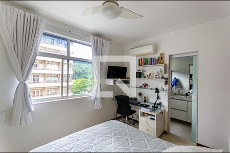 Sute  de apartamento à venda com 3 quartos, 130m² em Icaraí, Niterói