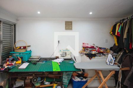 Casa à venda com 280m², 3 quartos e 2 vagas Casa à venda com 280m², 3 quartos e 2 vagasQuarto de Serviço