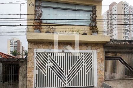 Casa à venda com 280m², 3 quartos e 2 vagas Casa à venda com 280m², 3 quartos e 2 vagasFachada