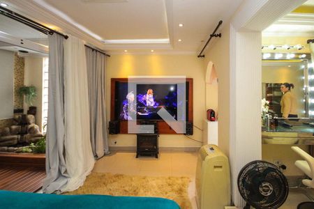 Casa à venda com 280m², 3 quartos e 2 vagas Casa à venda com 280m², 3 quartos e 2 vagasSuite