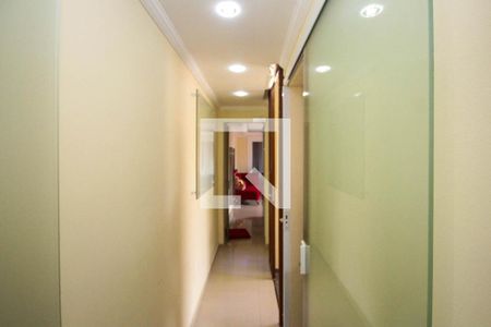 Casa à venda com 280m², 3 quartos e 2 vagas Casa à venda com 280m², 3 quartos e 2 vagasCorredor