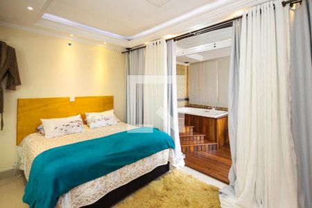 Casa à venda com 280m², 3 quartos e 2 vagas Casa à venda com 280m², 3 quartos e 2 vagasSuite