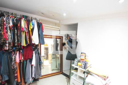 Casa à venda com 280m², 3 quartos e 2 vagas Casa à venda com 280m², 3 quartos e 2 vagasQuarto de Serviço