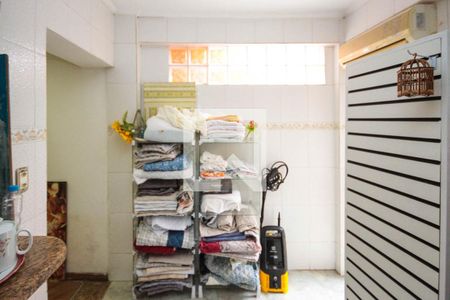 Casa à venda com 280m², 3 quartos e 2 vagas Casa à venda com 280m², 3 quartos e 2 vagasCozinha da Edicula