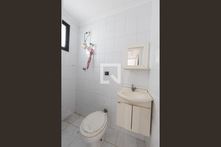 Apartamento para alugar com 130m², 3 quartos e 3 vagas Apartamento para alugar com 130m², 3 quartos e 3 vagasBanheiro de Serviço