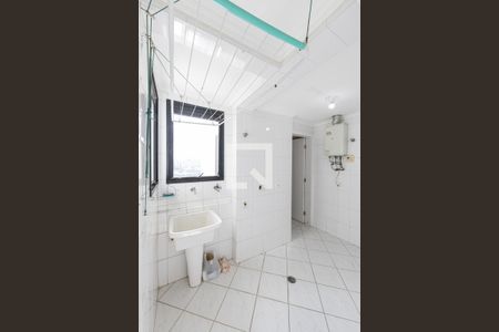 Apartamento para alugar com 130m², 3 quartos e 3 vagas Apartamento para alugar com 130m², 3 quartos e 3 vagasÁrea de Serviço