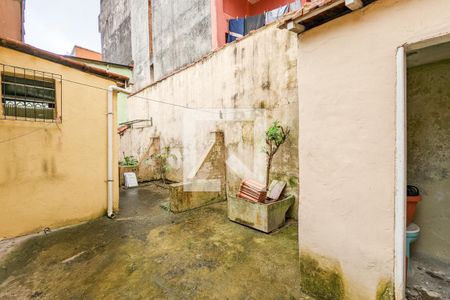 Casa à venda com 83m², 2 quartos e 1 vaga Casa à venda com 83m², 2 quartos e 1 vagaQuintal