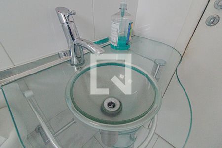 Apartamento para alugar com 66m², 3 quartos e 1 vagaBanheiro - Torneira