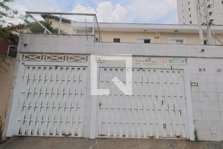 Casa para alugar com 112m², 3 quartos e 2 vagas Casa para alugar com 112m², 3 quartos e 2 vagasFachada