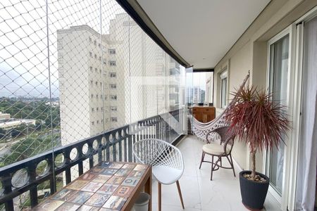 Varanda de apartamento à venda com 3 quartos, 140m² em Tamboré, Santana de Parnaíba