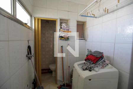 Apartamento à venda com 60m², 2 quartos e 1 vagaÁrea de serviço 