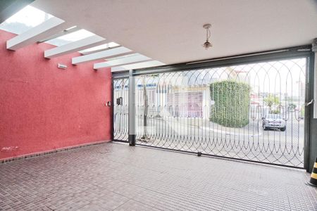 Casa à venda com 250m², 4 quartos e 2 vagasGaragem