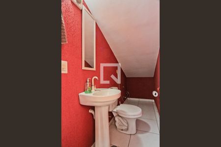 Casa à venda com 250m², 4 quartos e 2 vagasSótão - Banheiro