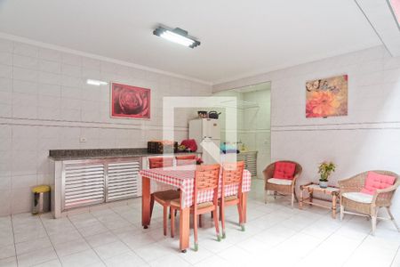 Casa à venda com 250m², 4 quartos e 2 vagasQuintal