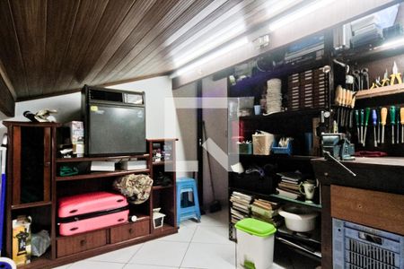 Casa à venda com 250m², 4 quartos e 2 vagasSótão