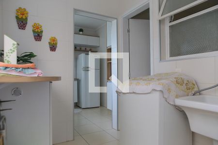 Apartamento para alugar com 132m², 3 quartos e 1 vaga Apartamento para alugar com 132m², 3 quartos e 1 vagaLavanderia